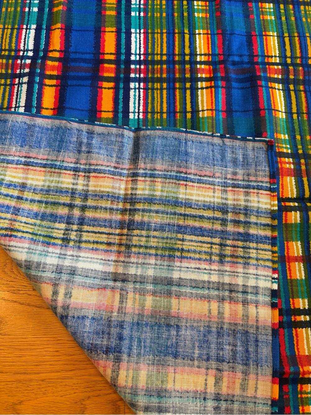Vintage retro 1970s bright colored plaid tablecloth picnic cloth 74”x44” Mod - Picture 7 of 11